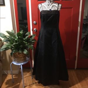 Strapless Black Formal Gown